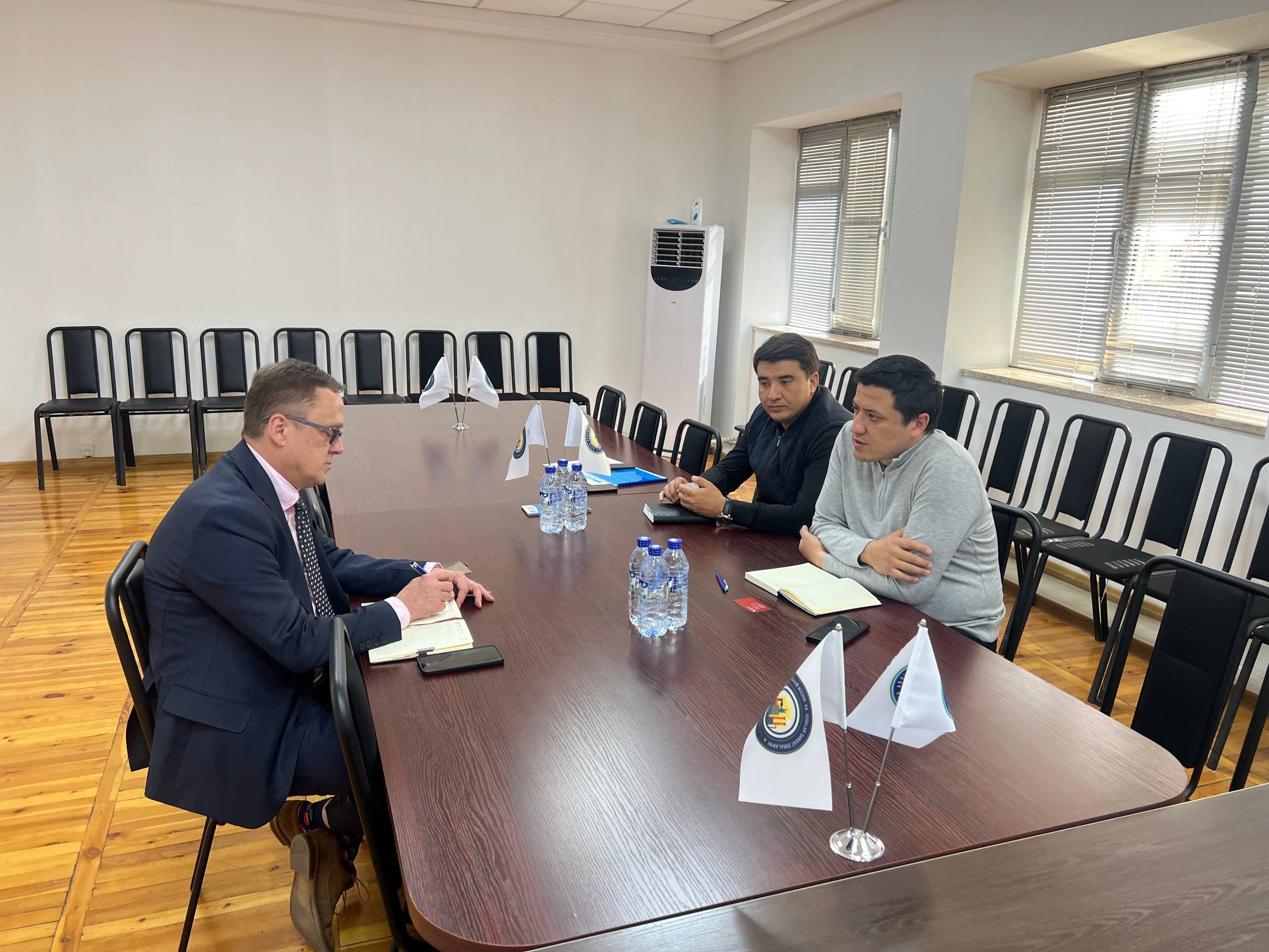 Polish Investment & Trade Agency kompaniyasining asosiy eksperti sanoat zonalariga tashrif buyurdi